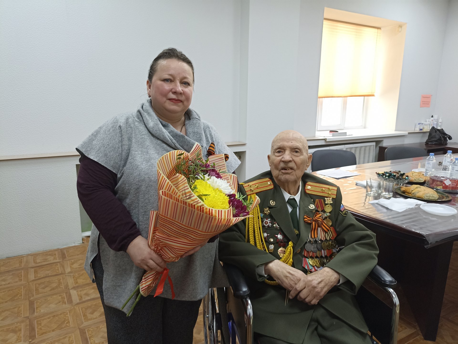 В День Победы ветераны ВОВ отметили столетний юбилей :: Новости ::  Управление социальной политики № 21 по городу Нижний Тагил и Пригородному  району